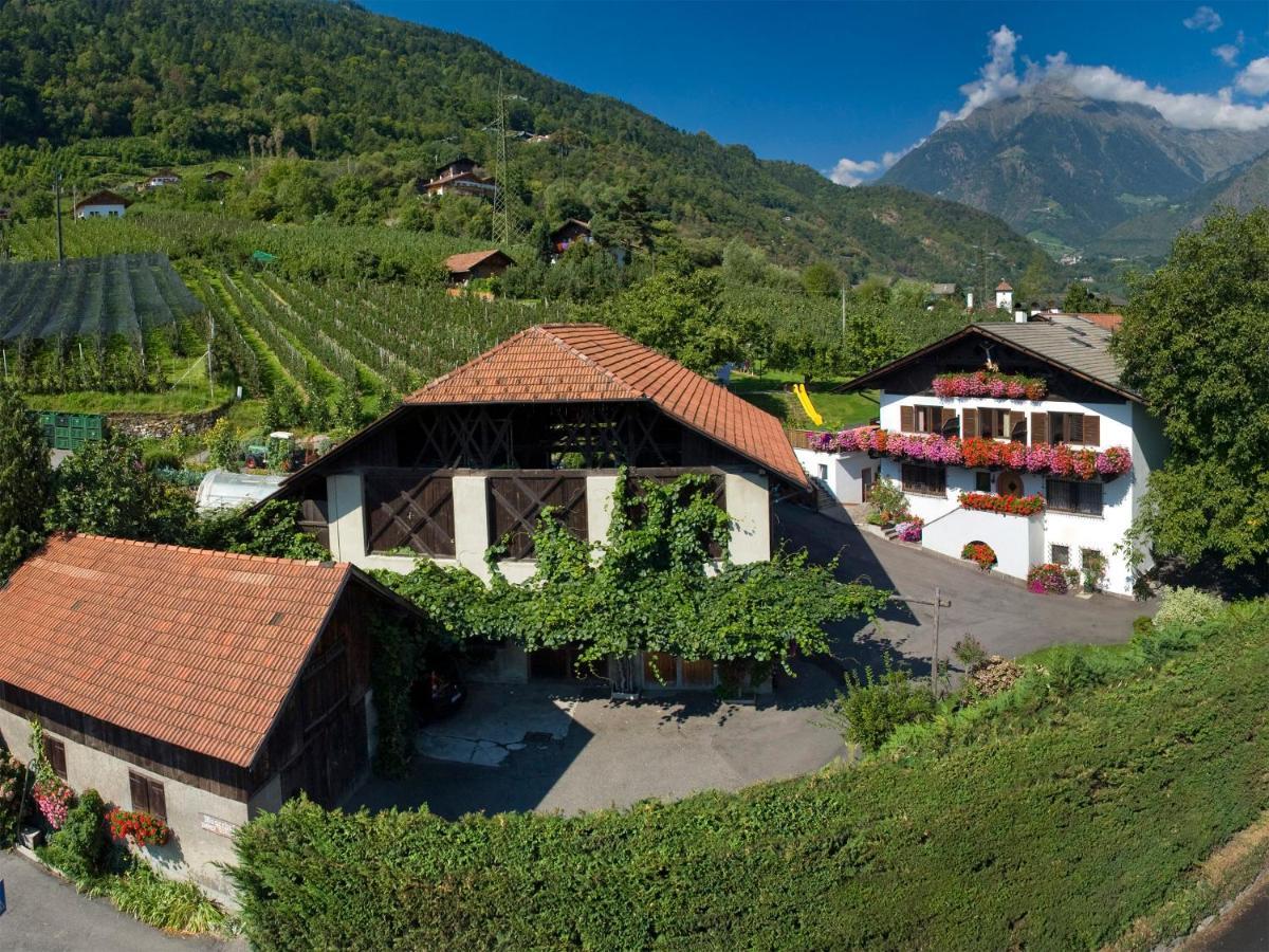 Moserhof Marlengo Exterior photo